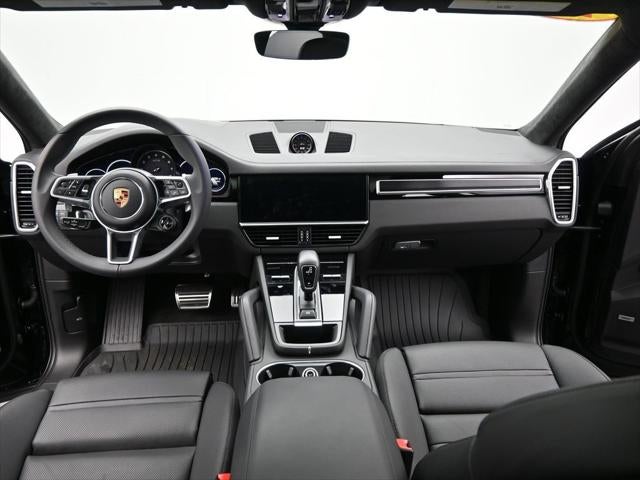 2022 Porsche Cayenne Coupe GTS
