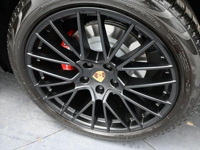 2022 Porsche Cayenne Coupe GTS