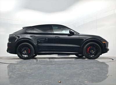 2022 Porsche Cayenne Coupe GTS