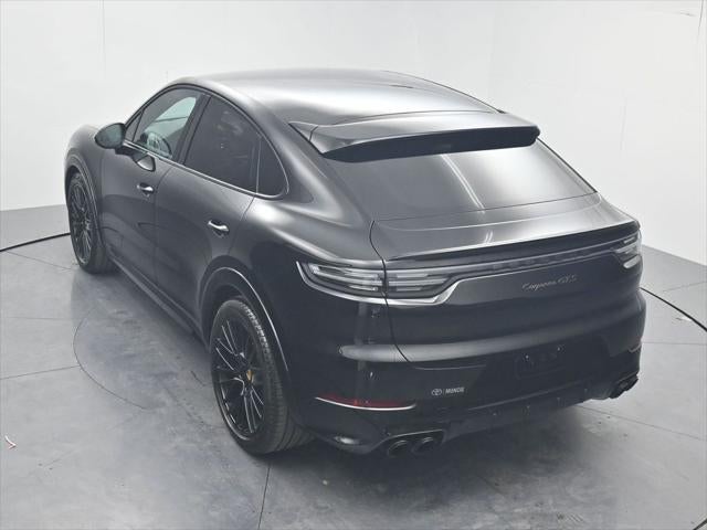 2022 Porsche Cayenne Coupe GTS