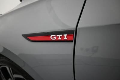 2024 Volkswagen Golf GTI 2.0T SE