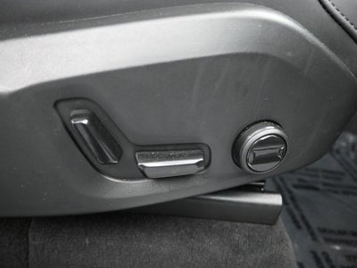 2025 Volvo XC90 B5 Plus 2025.5