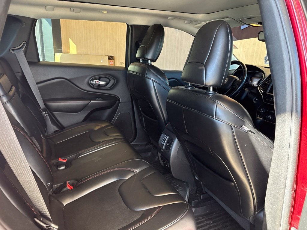 2019 Jeep Cherokee Trailhawk