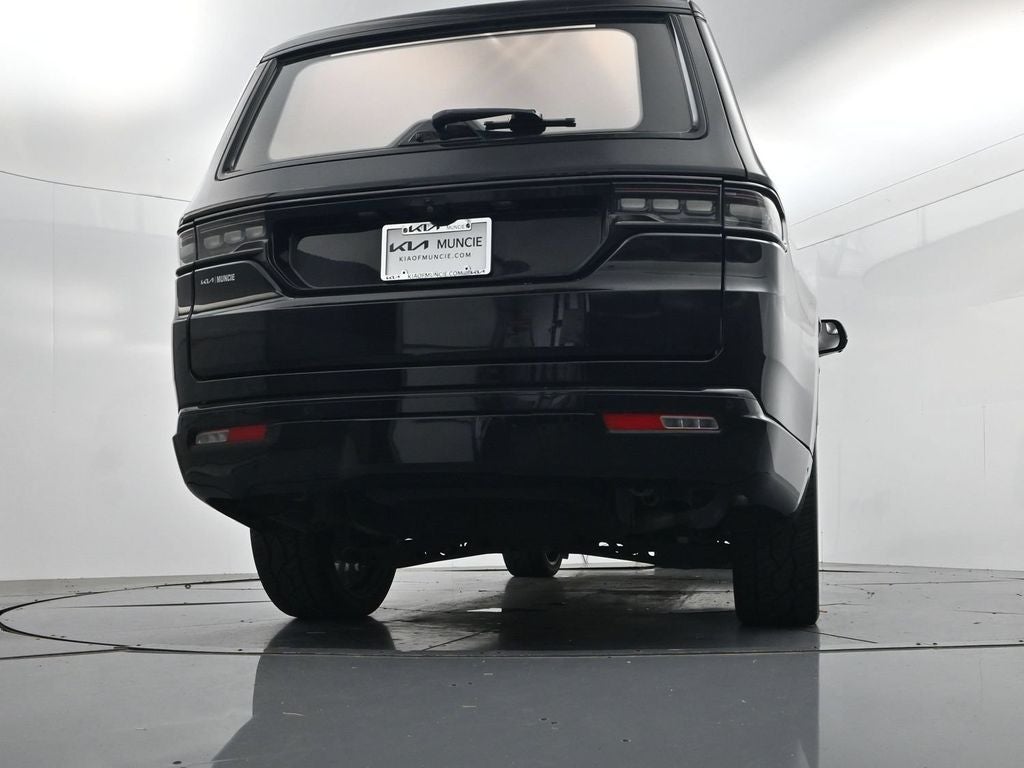 2023 Jeep Grand Wagoneer Series II
