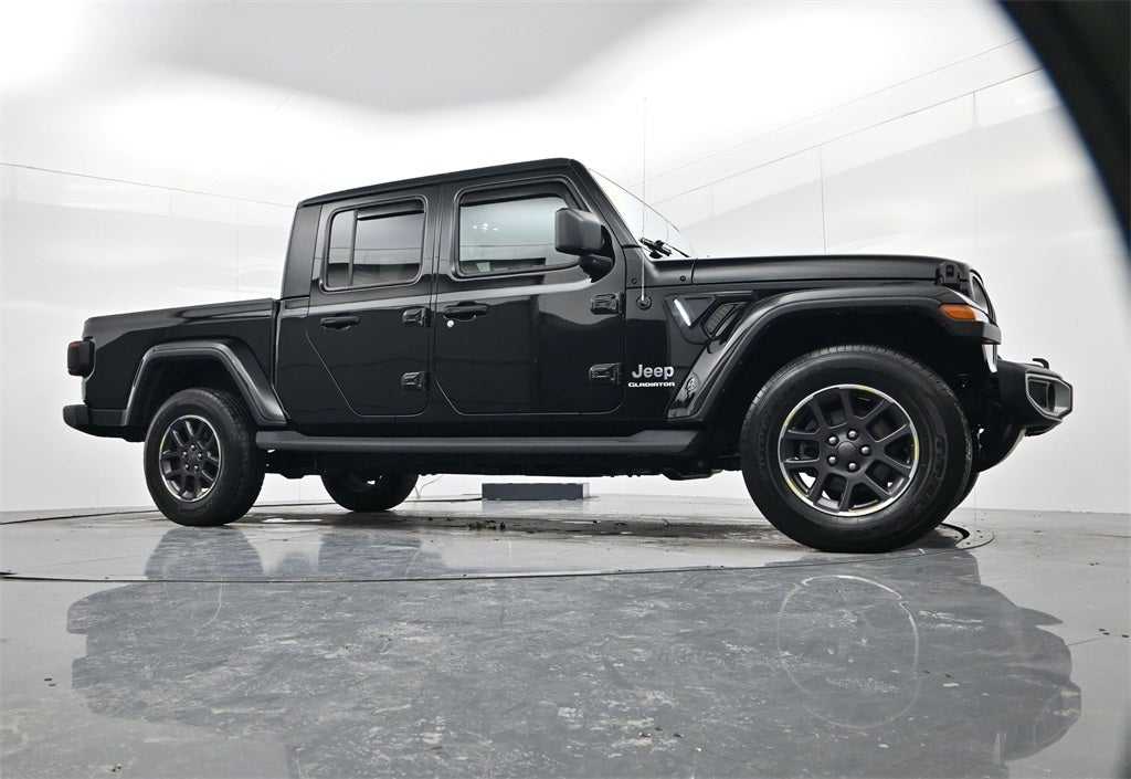 2022 Jeep Gladiator Overland