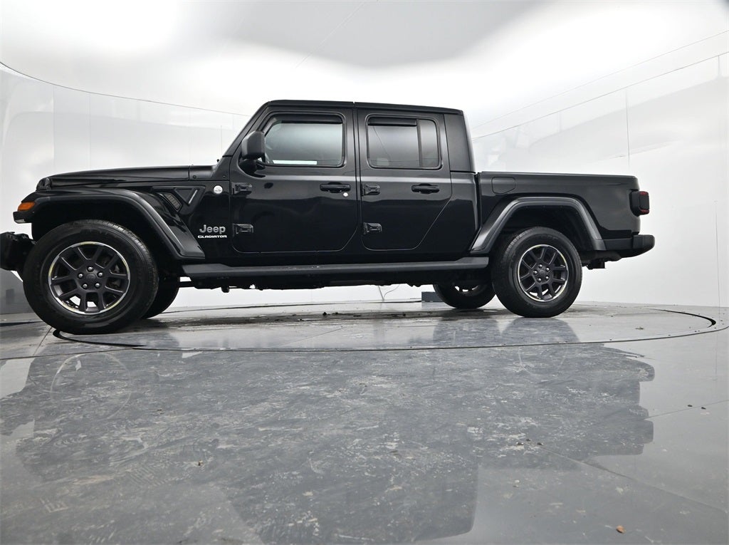 2022 Jeep Gladiator Overland