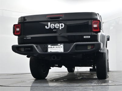 2022 Jeep Gladiator Overland