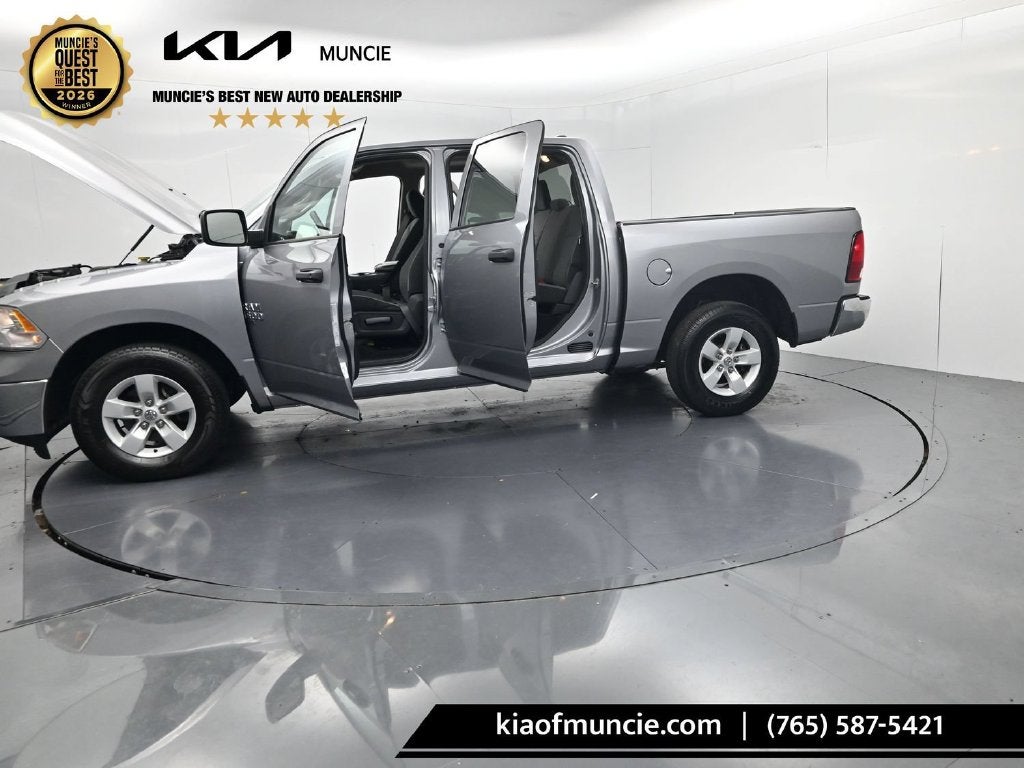 2022 RAM 1500 Classic SLT