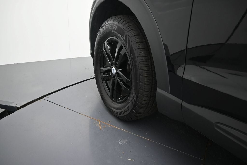 2023 Ford Explorer Base