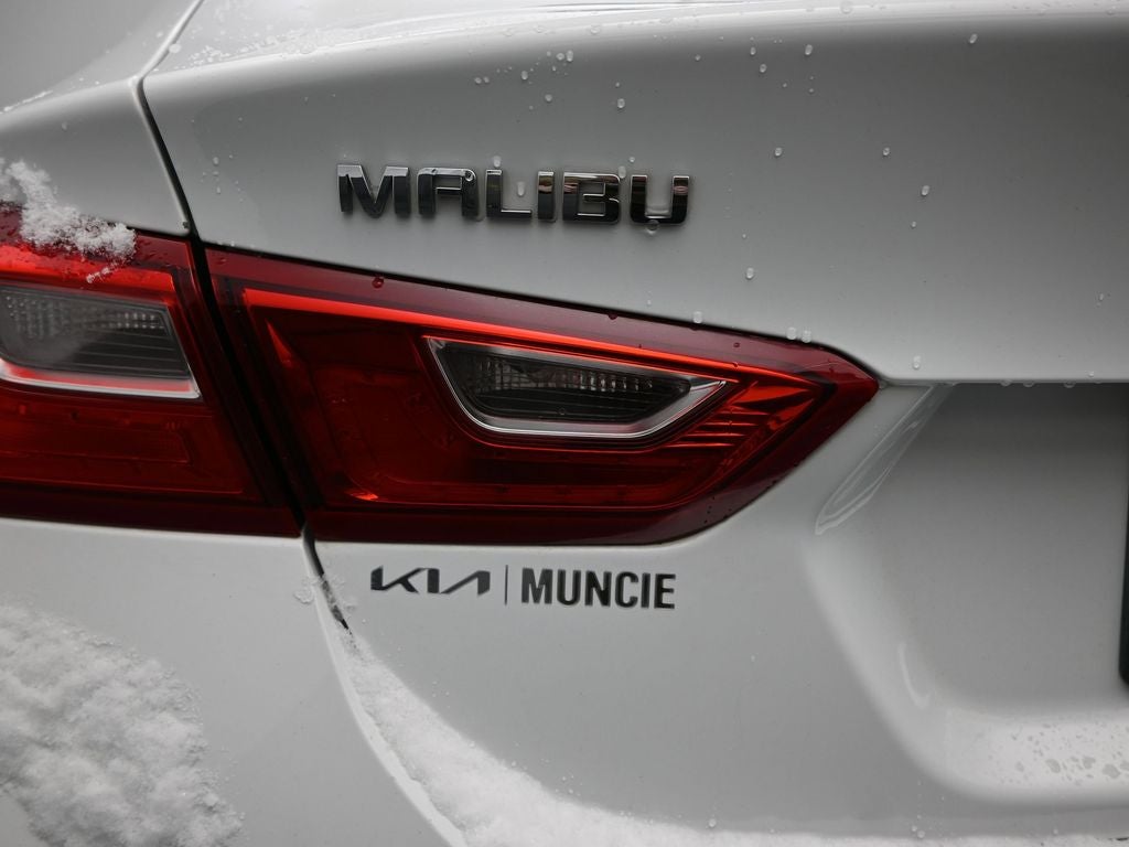 2017 Chevrolet Malibu LT 1LT