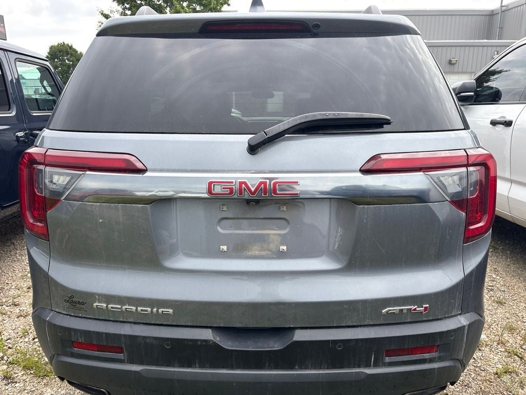 2022 GMC Acadia AT4