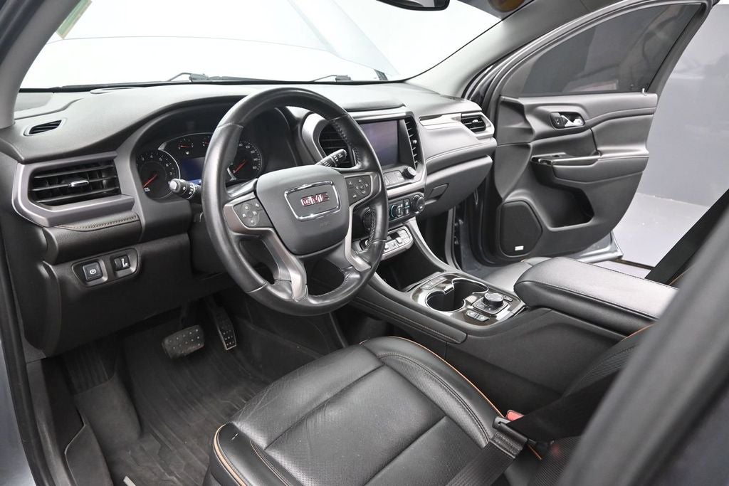 2022 GMC Acadia AT4