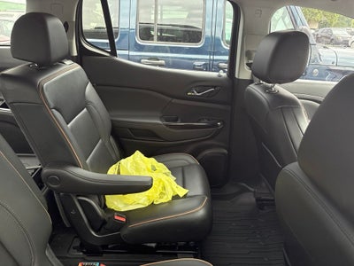 2022 GMC Acadia AT4