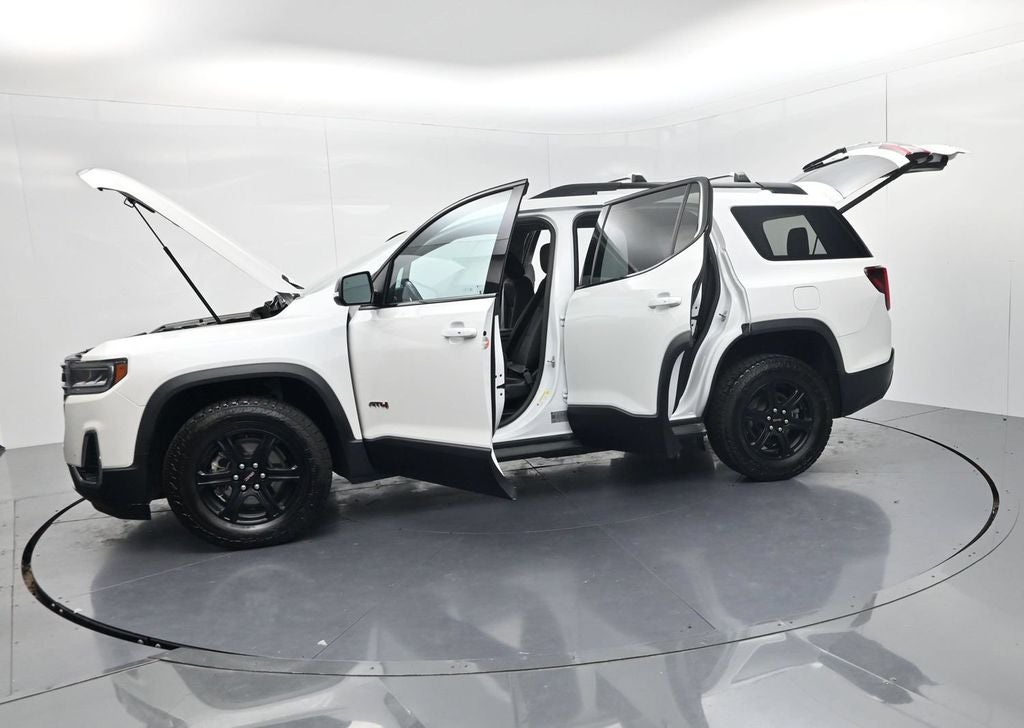 2021 GMC Acadia AT4