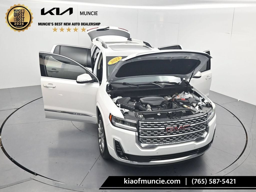 2023 GMC Acadia Denali