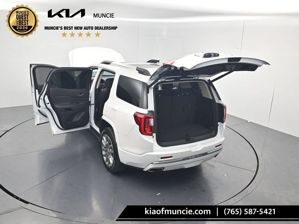 2023 GMC Acadia Denali
