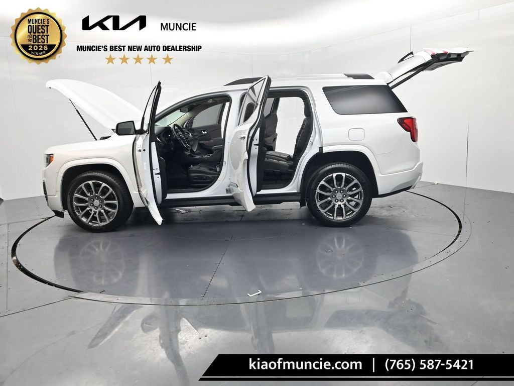 2023 GMC Acadia Denali