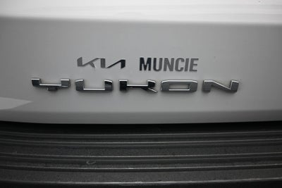 2025 GMC Yukon Elevation