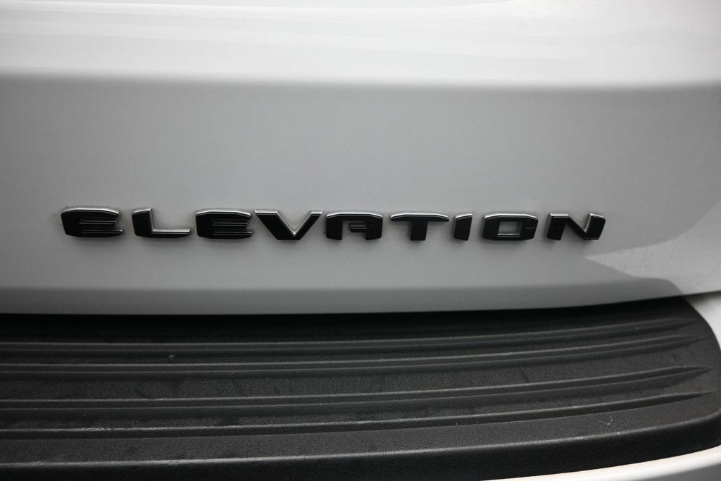 2025 GMC Yukon Elevation