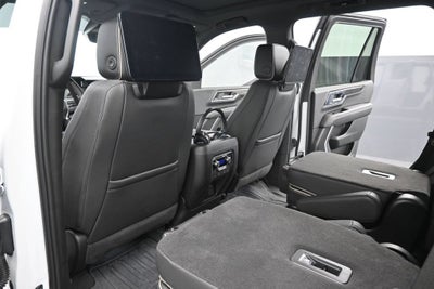 2025 GMC Yukon Elevation