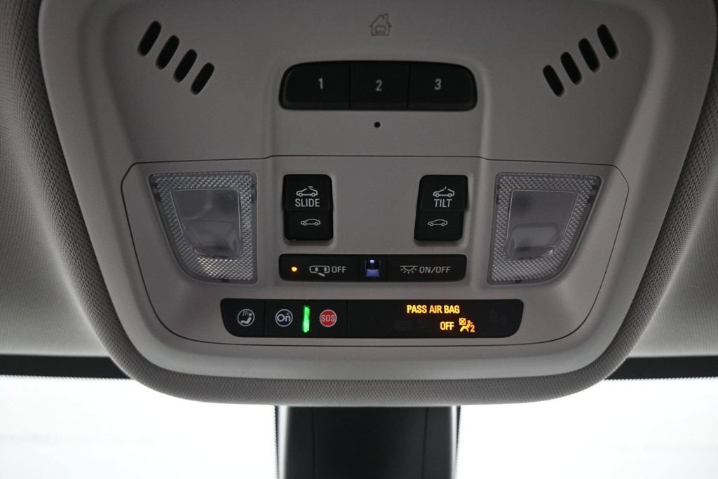 2021 Chevrolet Traverse Premier