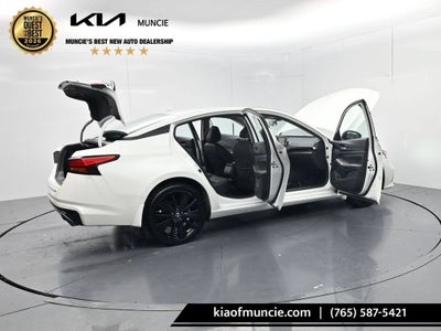 2022 Nissan Altima 2.5 SR