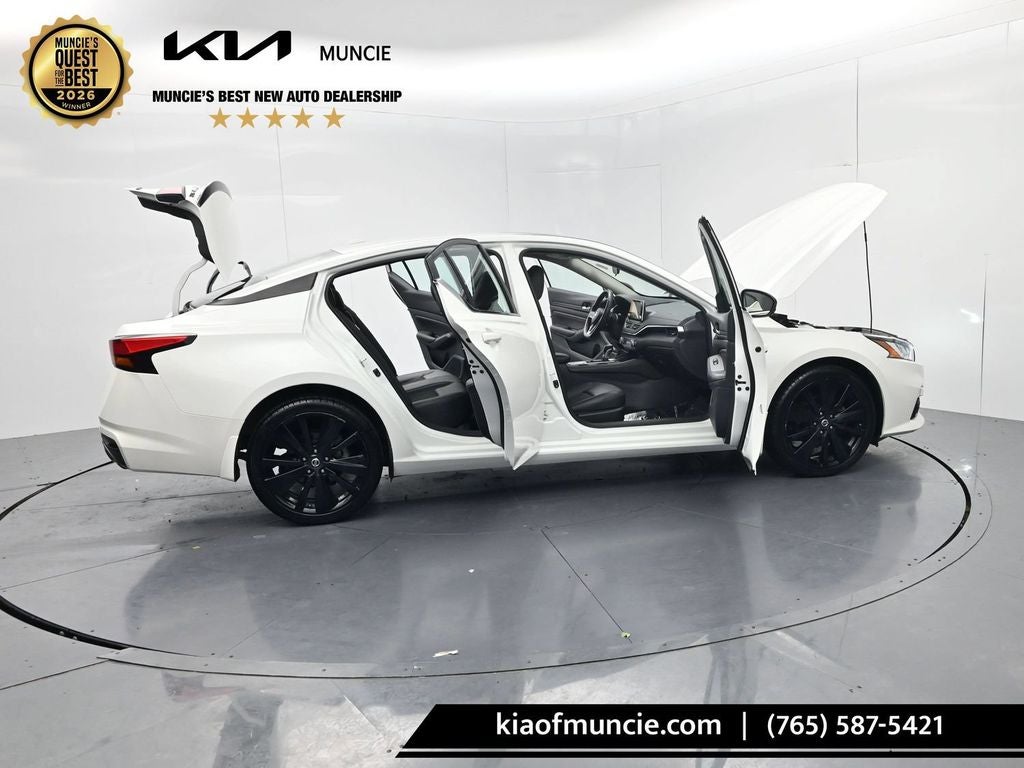 2022 Nissan Altima 2.5 SR