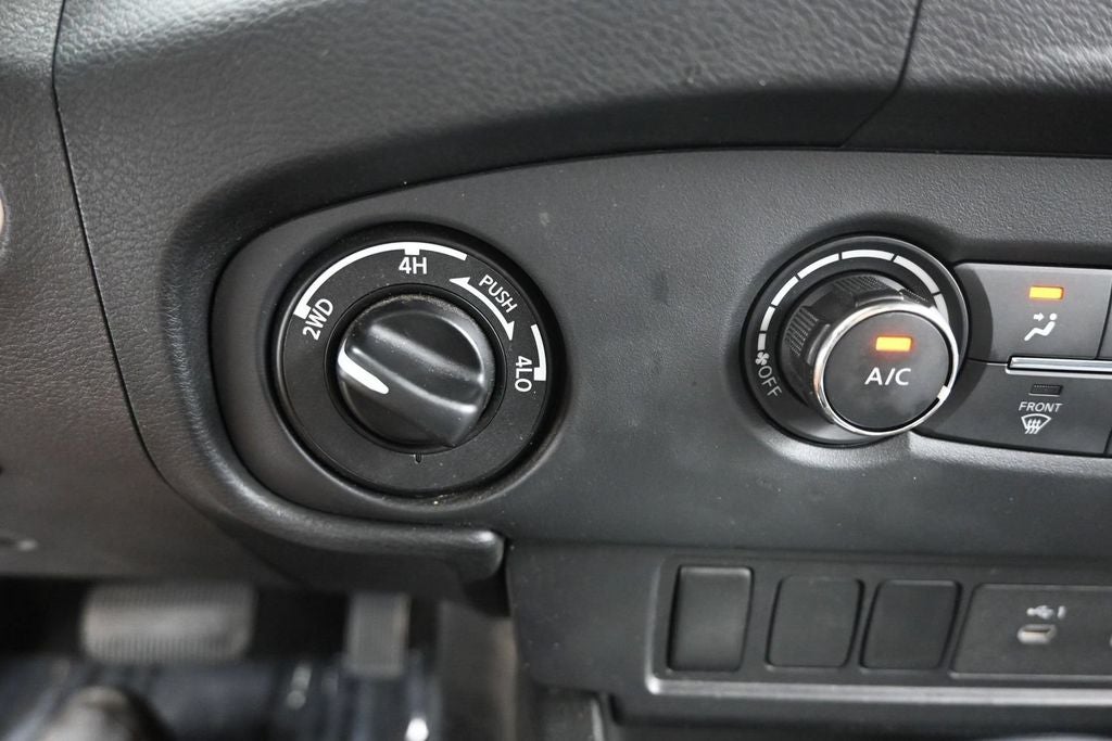 2024 Nissan Frontier S