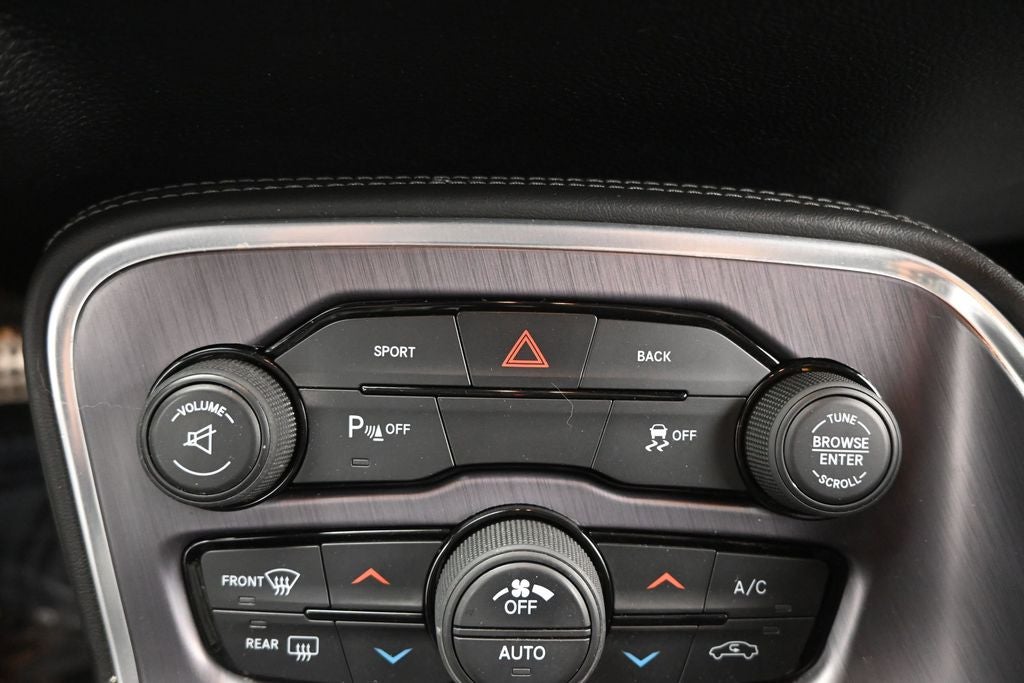 2016 Dodge Challenger SXT