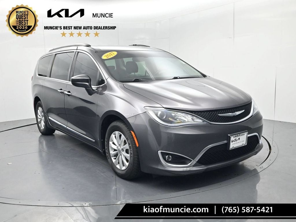 2017 Chrysler Pacifica Touring L