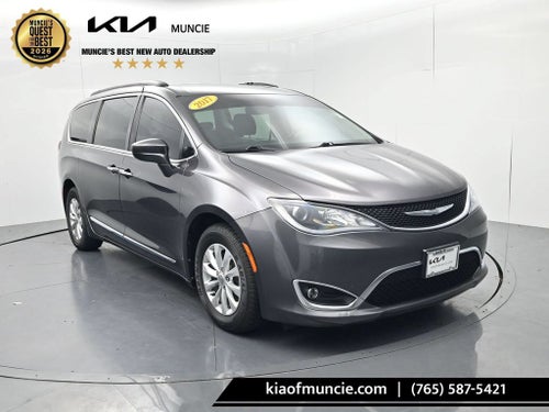 2017 Chrysler Pacifica Touring L