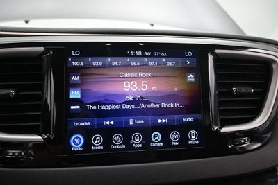 2017 Chrysler Pacifica Touring L