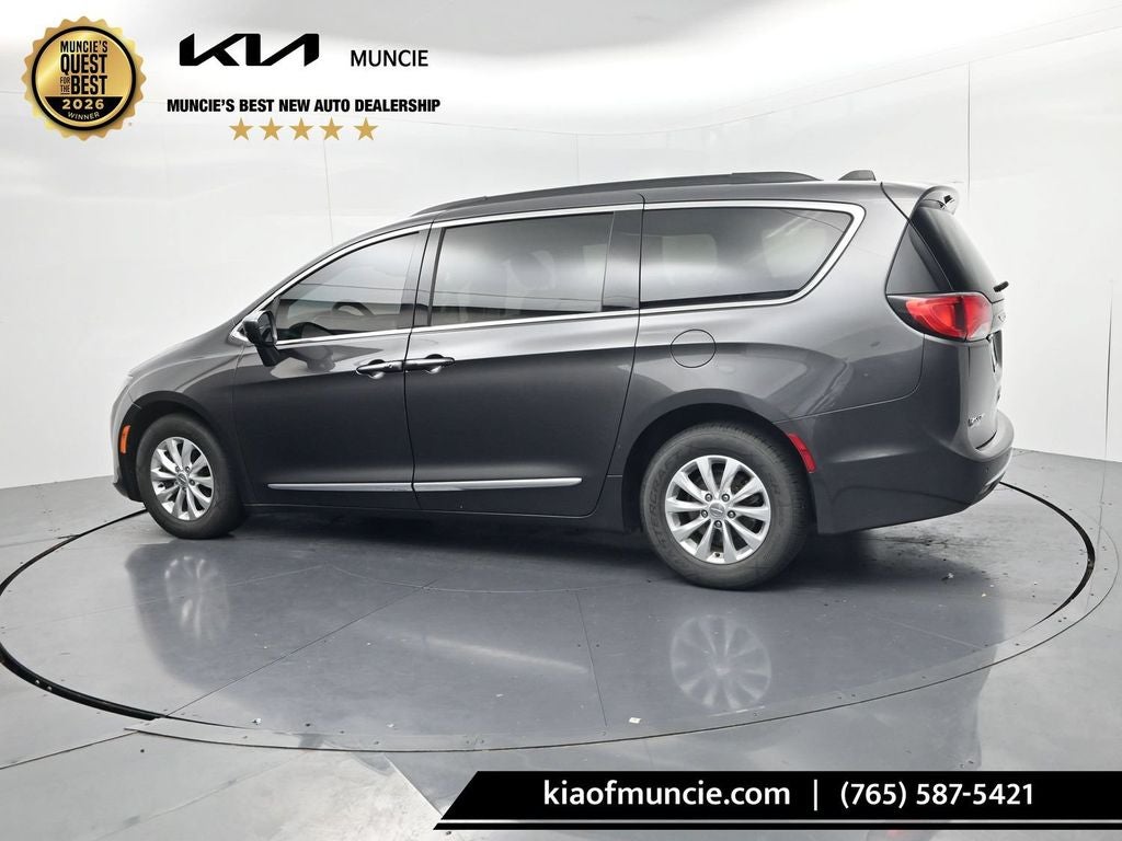 2017 Chrysler Pacifica Touring L