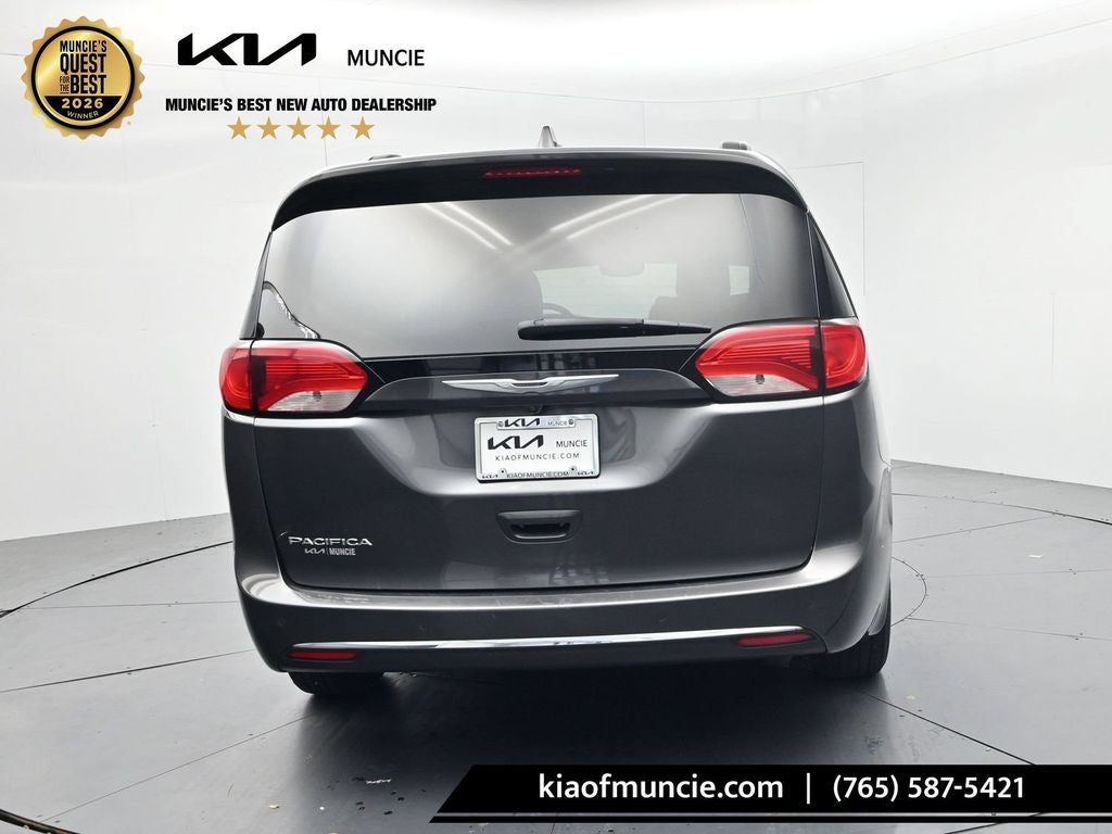 2017 Chrysler Pacifica Touring L