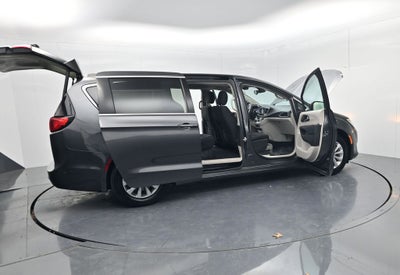 2018 Chrysler Pacifica Touring Plus