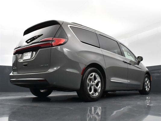 2022 Chrysler Pacifica Limited in Richmond, KY - Gates Auto Family