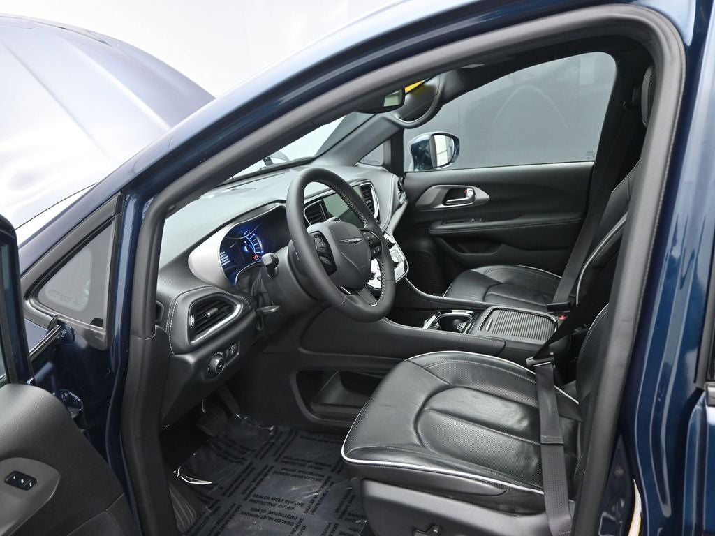 2022 Chrysler Pacifica Hybrid Limited