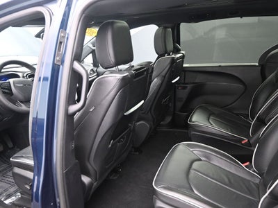 2022 Chrysler Pacifica Hybrid Limited