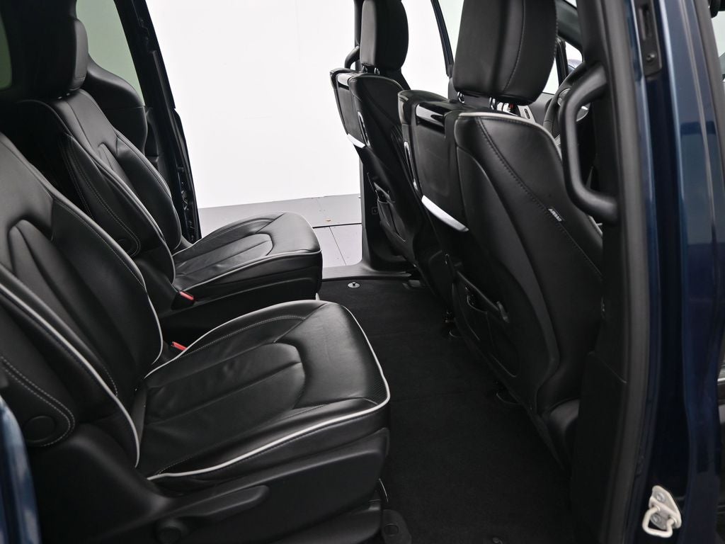 2022 Chrysler Pacifica Hybrid Limited