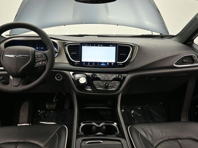 2022 Chrysler Pacifica Hybrid Limited