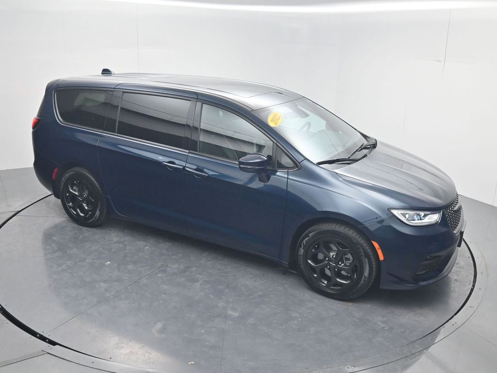 2022 Chrysler Pacifica Hybrid Limited