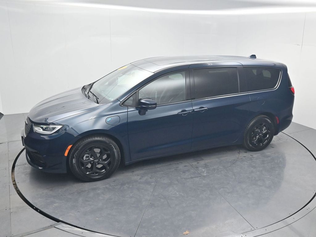 2022 Chrysler Pacifica Hybrid Limited