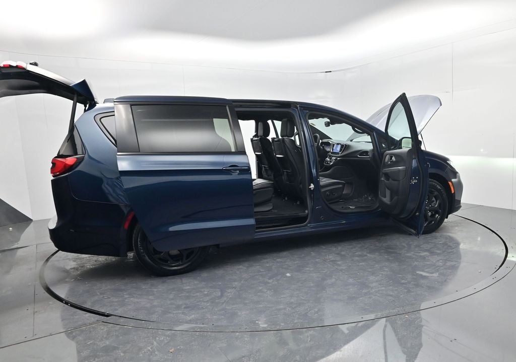 2022 Chrysler Pacifica Hybrid Limited