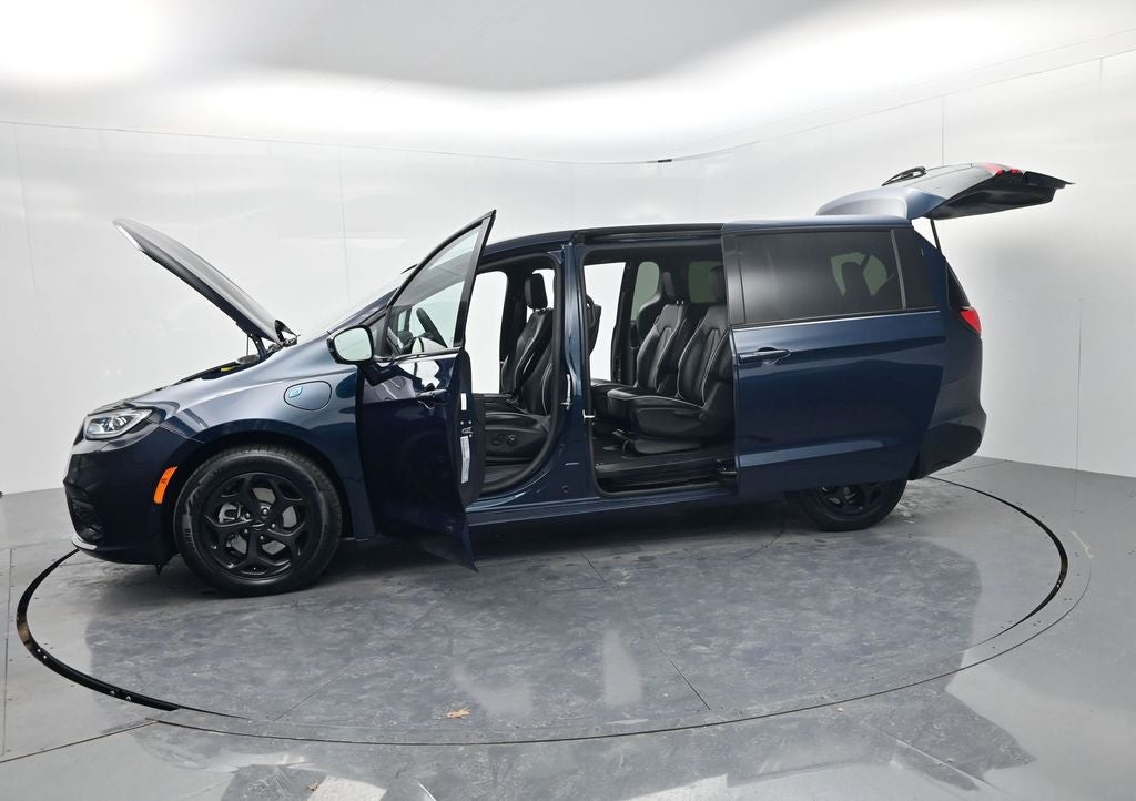 2022 Chrysler Pacifica Hybrid Limited