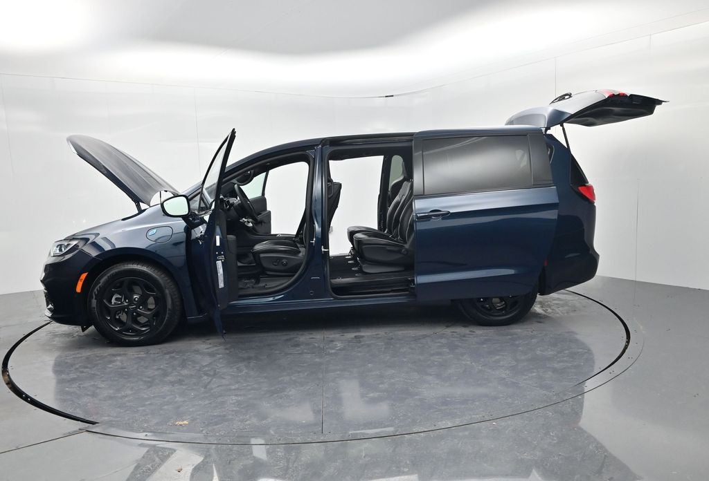 2022 Chrysler Pacifica Hybrid Limited