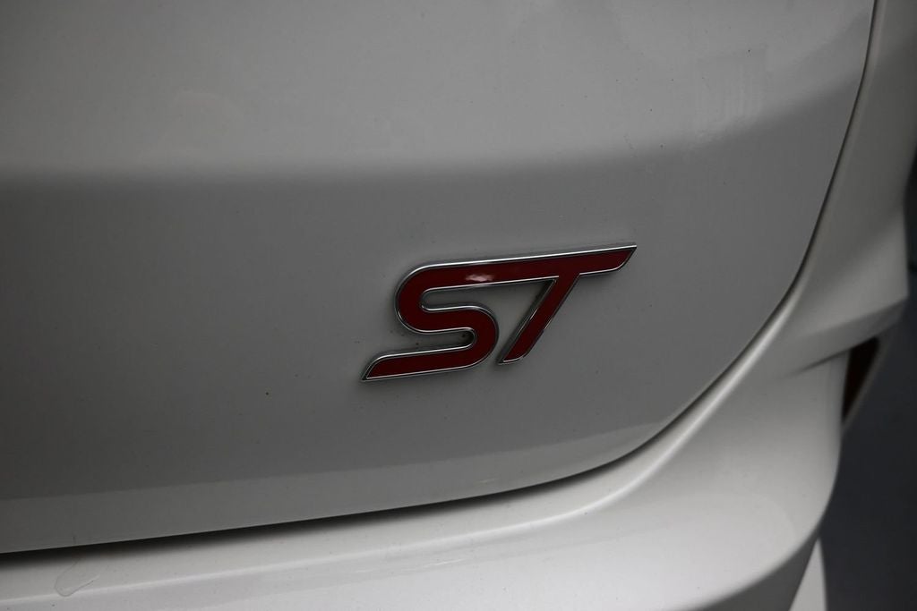 2020 Ford Edge ST