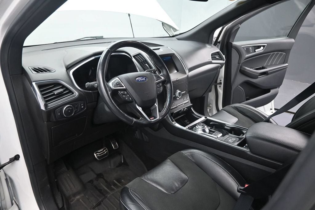 2020 Ford Edge ST