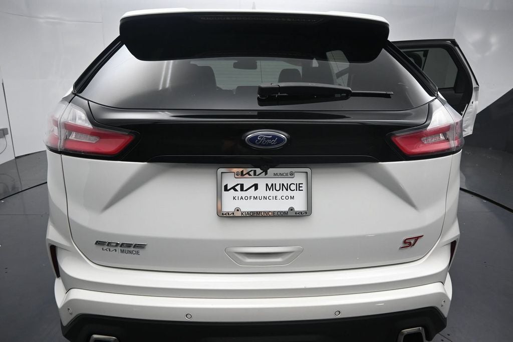 2020 Ford Edge ST