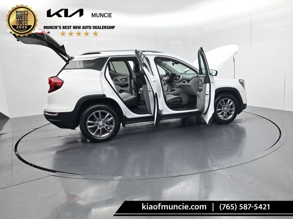 2024 GMC Terrain SLT