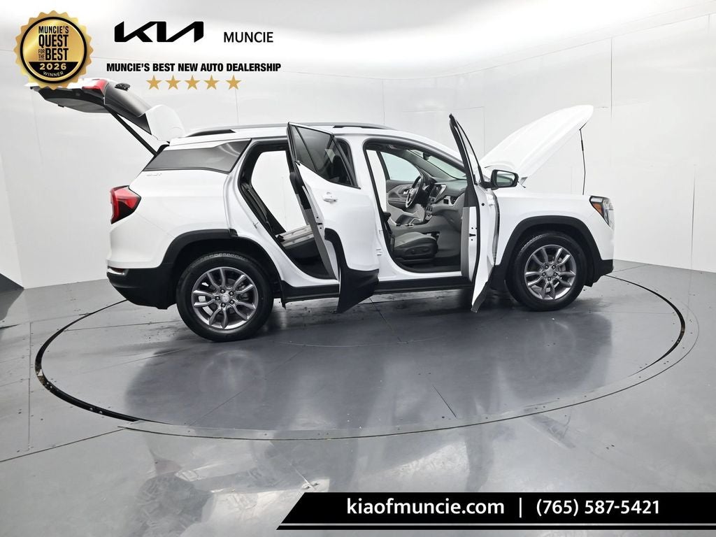 2024 GMC Terrain SLT